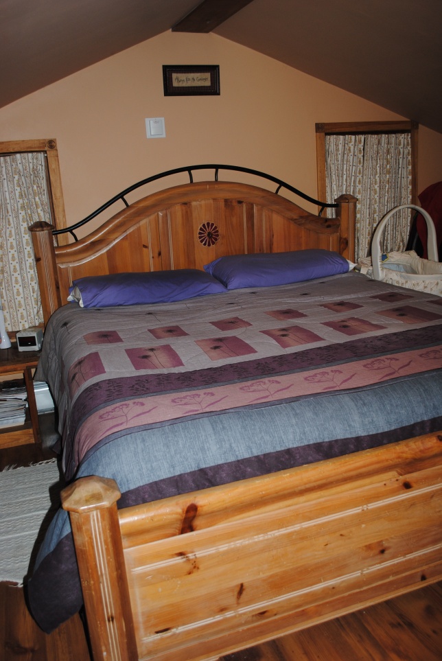 Solid Wood Bed Plans Plans DIY pressure treated wood furniture plans ...
